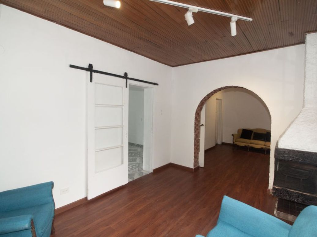 Casa de 6 alcobas en venta en Sagrado Corazon, Bogotá, 246 m² · foto 3 de 20