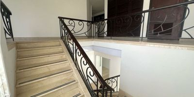 CASA COMERCIAL EN VENTA

DOS NIVELES

TIENE DISEÑO DE RENDER PARA IPS

ZONA COMERCIAL CON ACCESO A VIAS PRINCIPALES

Desocupada. Lista para ser vendida! 

 
