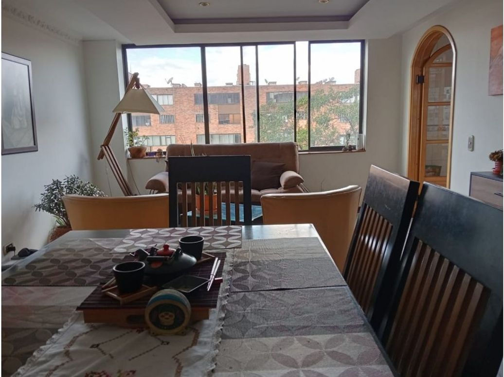 Casa de 4 alcobas en venta en Usaquén, Bogotá, 102 m² · foto 2 de 20