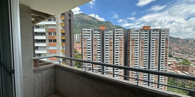Se vende apartamento de 54 m² en la unidad residencial Nogales Apartamentos, una excelente opción para quienes buscan personalizar su hogar desde cero o invertir en un proyecto con gran proyección.

El inmueble cuenta con 3 habitaciones, 2 baños, y se encuentra en obra gris, listo para ser adaptado al gusto y estilo de su nuevo propietario.

La unidad se encuentra en desarrollo, con zonas comunes en construcción, que ofrecerán bienestar y comodidad una vez finalizadas.