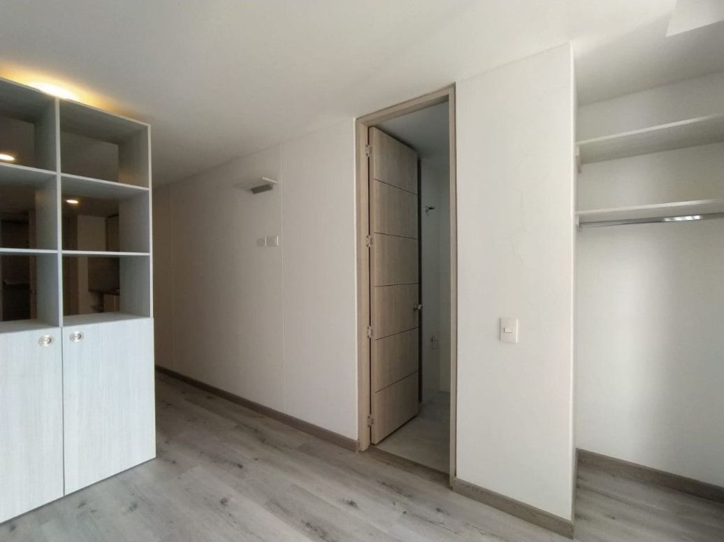 Apartaestudio en venta en La Veracruz, Bogotá, 28 m² · foto 11 de 20