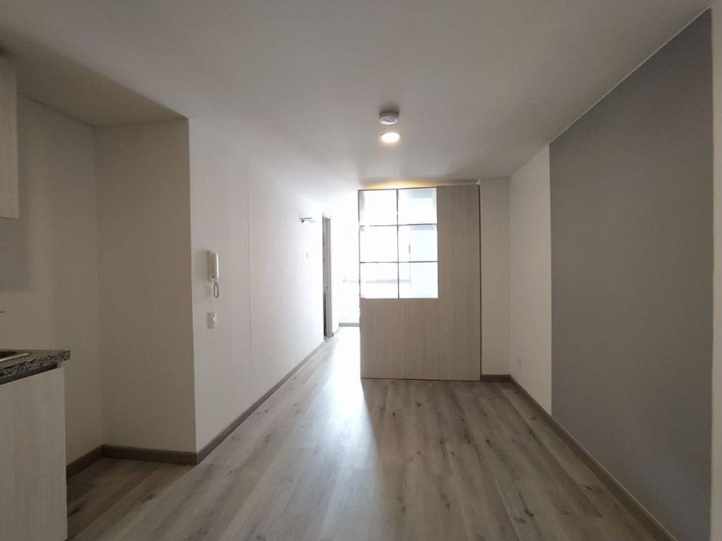 Apartaestudio en venta en La Veracruz, Bogotá, 28 m² · foto 3 de 20