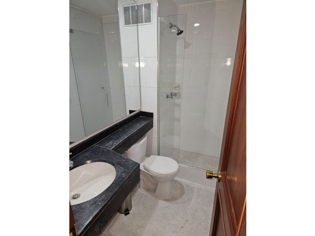 Apartamento de 3 alcobas en venta en Ciudad Salitre Occidental, Bogotá, 88 m² · foto 10 de 20