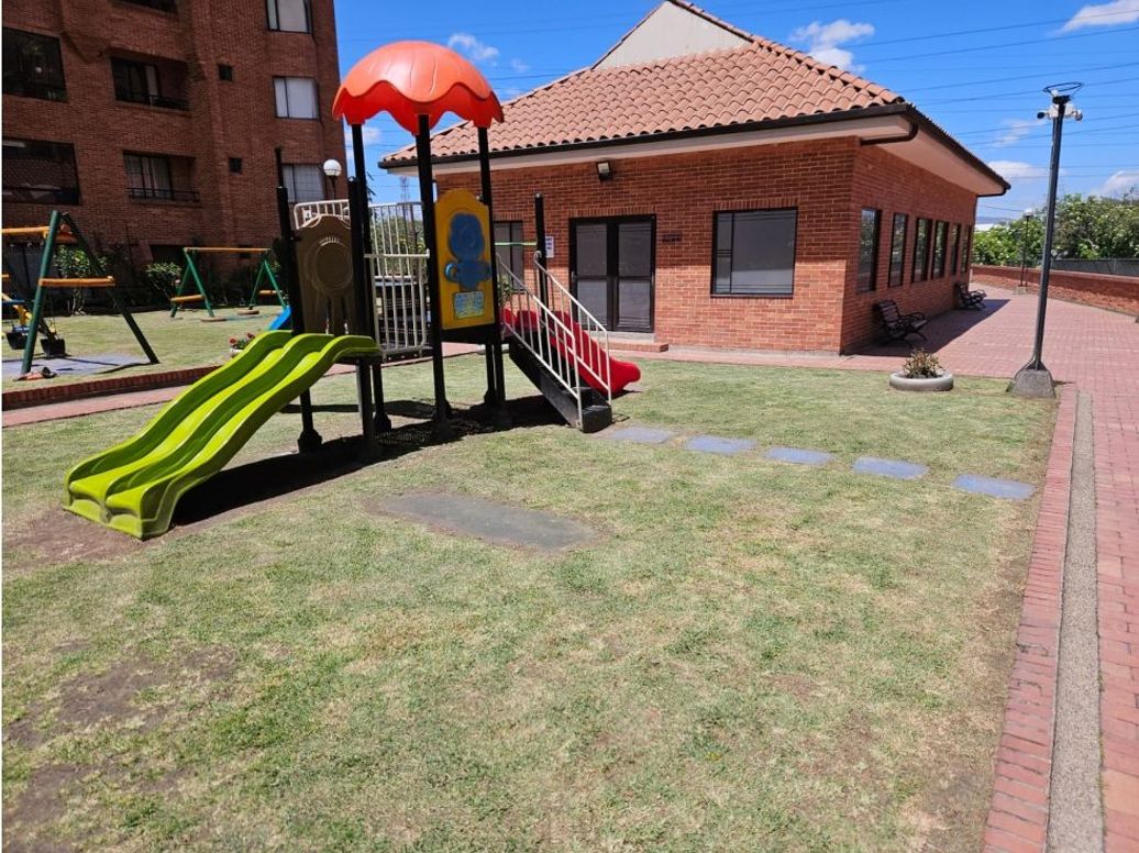 Apartamento de 3 alcobas en venta en Ciudad Salitre Occidental, Bogotá, 88 m² · foto 12 de 20