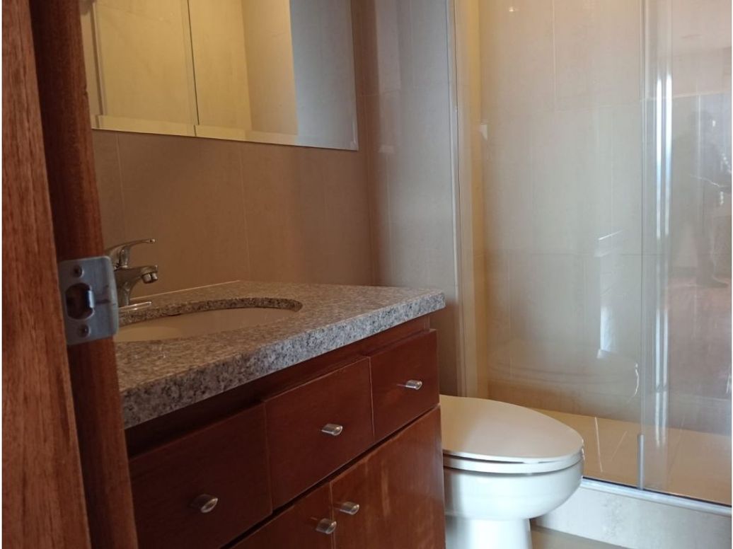 Apartamento de 5 alcobas en venta en Usaquén, Bogotá, 300 m² · foto 19 de 20