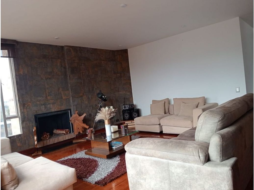 Apartamento de 5 alcobas en venta en Usaquén, Bogotá, 300 m² · foto 2 de 20