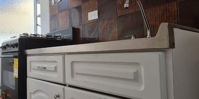 SE ARRIENDA ESPECTACULAR APARTAMENTO 

muy comodo, para poder compartir de un espacio muy comodo y muy bien situado en la ciudad de Bogota, cerca a avenidas principales, y zonas comerciales, el apartamento se tiene demasiado conservado ya que tiene unos anos de construccion excelente estado del inmueble de manera interna 