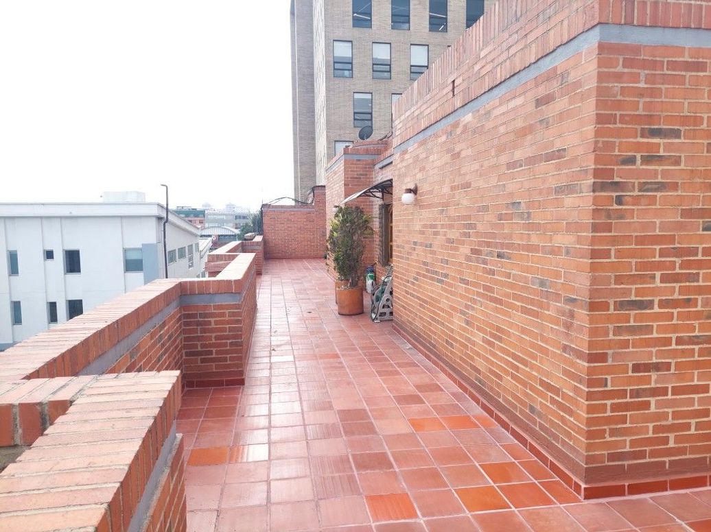 Apartamento de 4 alcobas en venta en Santa Barbara Occidental, Bogotá, 157 m² · foto 15 de 20