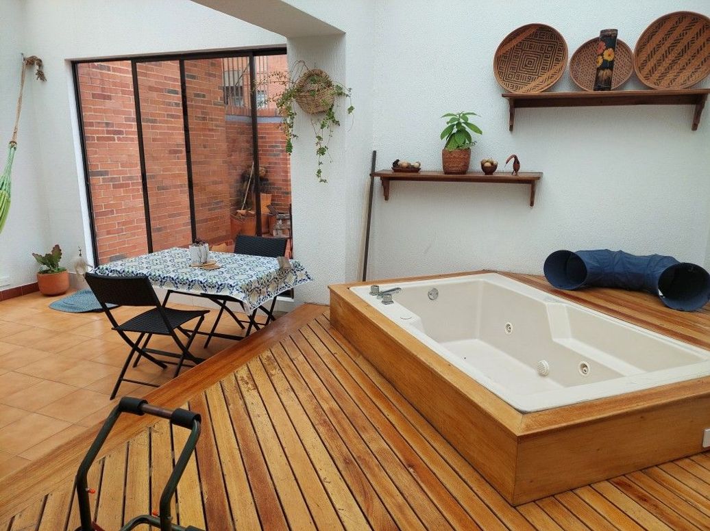 Apartamento de 4 alcobas en venta en Santa Barbara Occidental, Bogotá, 157 m² · foto 8 de 20