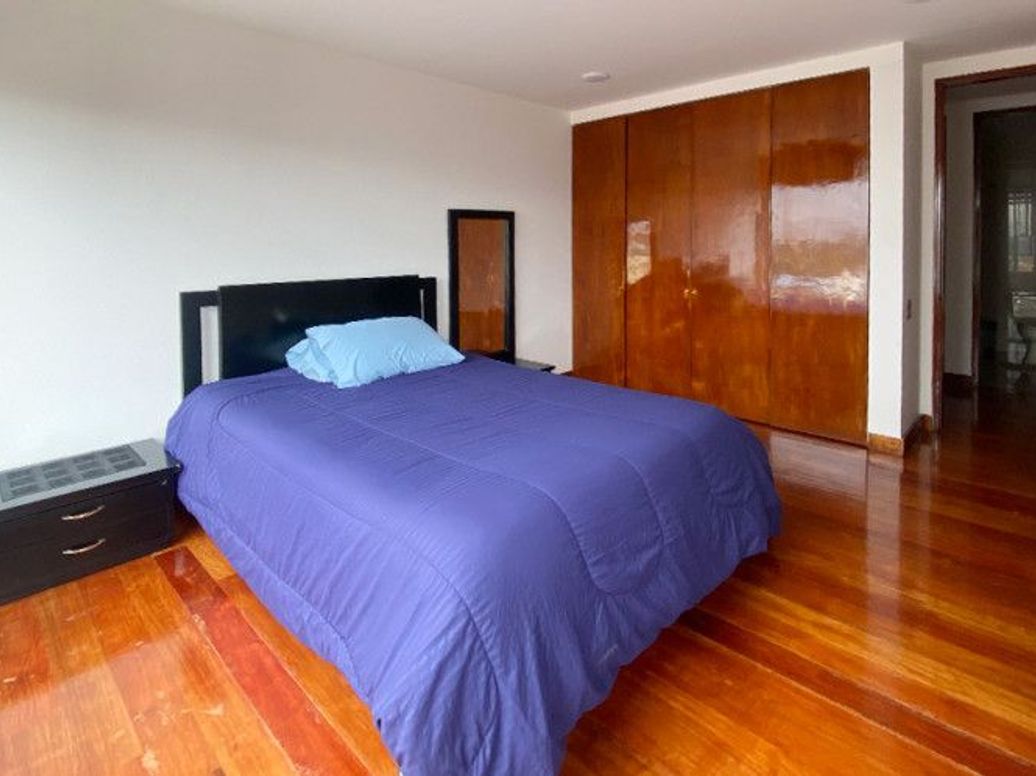Apartamento de 3 alcobas en venta en Niza Norte, Bogotá, 239 m² · foto 18 de 20