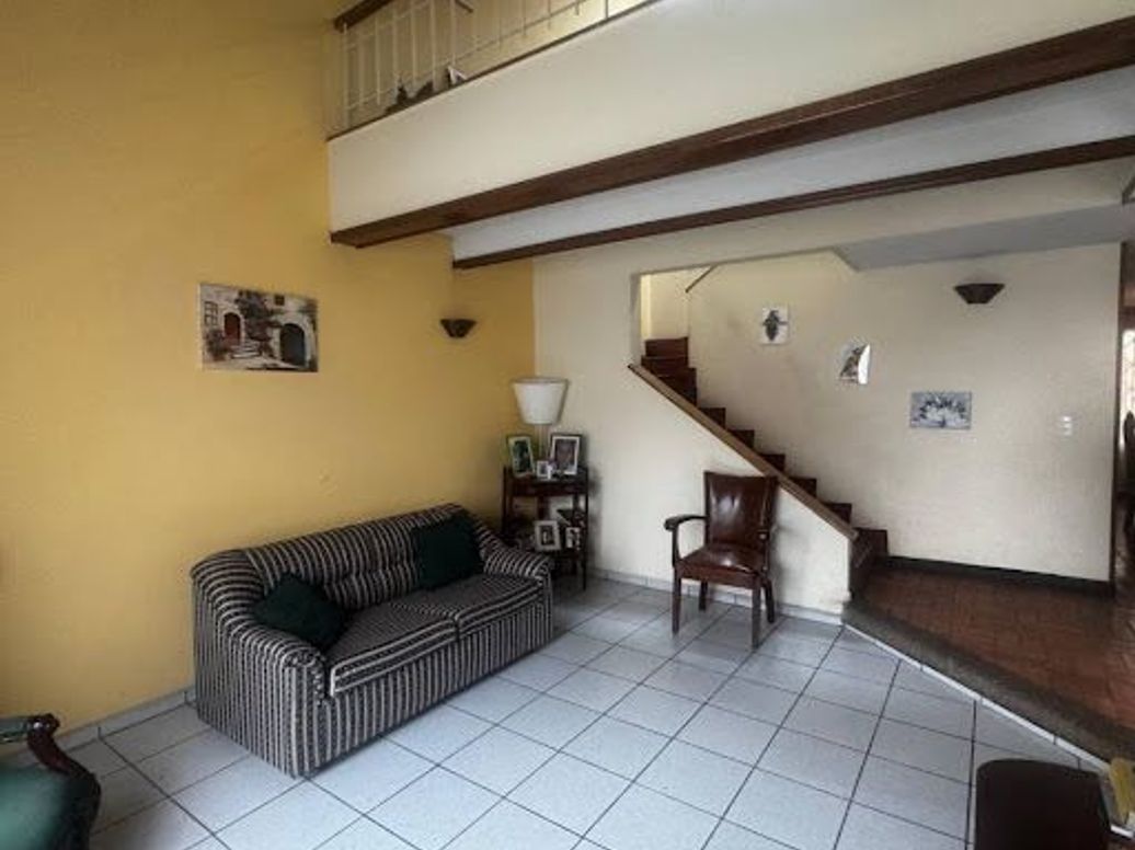 Casa de 4 alcobas en venta en Modelia, Bogotá, 170 m² · foto 2 de 20