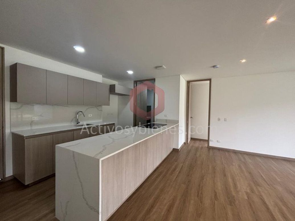 ARRIENDO APARTAMENTO EN RIONEGRO CERCA AL AEROPUERTO JMC en Vereda Aeropuerto