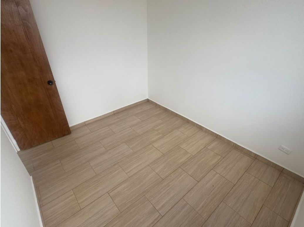 Apartamento de 2 alcobas en venta en Marsella, Bogotá, 38 m² · foto 8 de 11