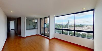 CODIGO:1693437

APARTAMENTO EN VENTA BARRIO BRITALIA, SUBA 524.000.000
ÁREA: 87 MTS
NIVEL: 9

Apartamento ubicado en el conjunto caminos de Compostela cuenta con 
CARACTERÍSTICAS DEL INMUEBLE
-3 Habitaciones
- 2 Baños 
- 1 Parqueadero propio
 -Deposito
- Piso Laminado
-Vista Exterior
-Estrato  3

CARACTERÍSTICAS DEL EDIFICIO
-Portería 24/7
-Salón Comunal 
-Conjunto Cerrado                                                                                                                                                                        - Planta Eléctrica
-Parq Visitantes 

Valor de Administración $ 597.600.              
Contáctanos
3042438433
www.saladenegocioinmobiliario.com