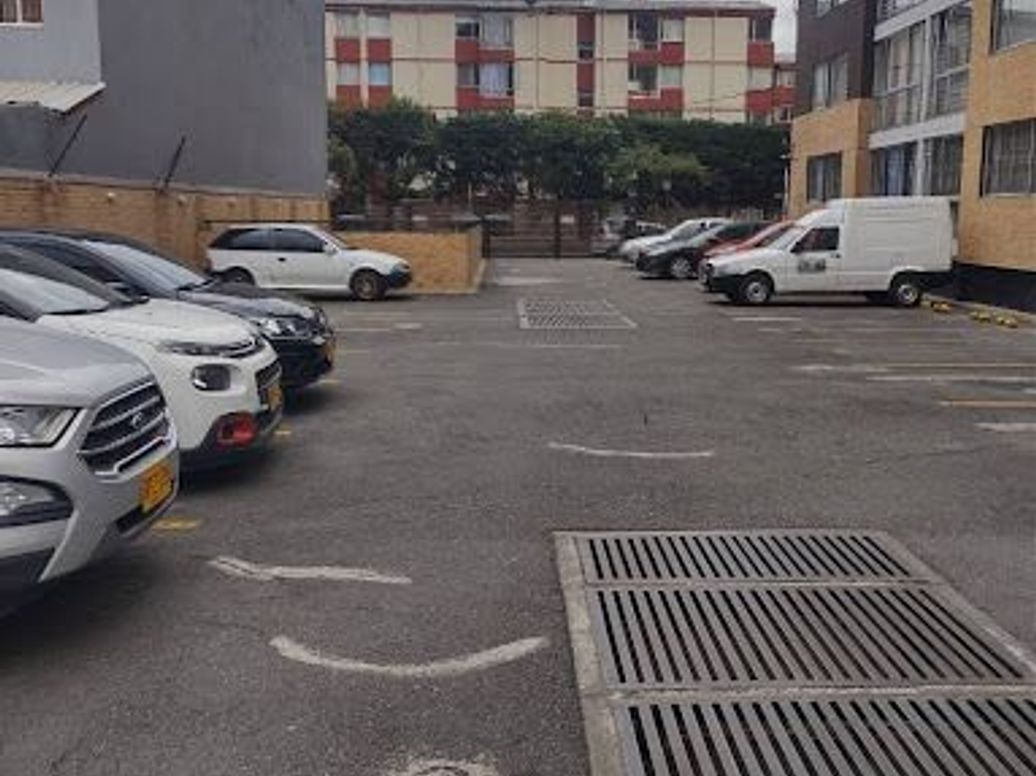 Apartaestudio en venta en Usaquén, Bogotá, 40 m² · foto 3 de 12