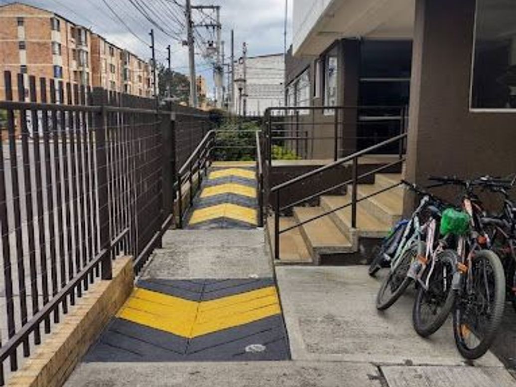 Apartaestudio en venta en Usaquén, Bogotá, 40 m² · foto 2 de 12