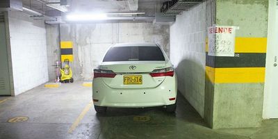 Parqueadero # 14, área 11,28 M2.