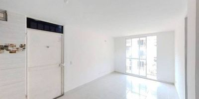 Apartamento en venta de 46M², con vista interior, ubicado en un 3er piso (Torre 23 Apto 303), acceso por escaleras, parqueadero comunal. Consta de 2 habitaciones, 1 baño, sala comedor, estudio, cocina integral y zona de lavandería. Tiene piso cerámico en todas sus zonas. El conjunto cuenta vigilancia privada las 24 horas. Cerca a centro comercial Carnaval; cerca a almacenes de cadena como Olímpica; Vías de acceso por la Calle 33C.


 h_property_nid_ref:  30472050188
 h_property_uuid_detail:  e00585ad-7b43-404c-8517-0910f3afefe2
 ubicacion: Soledad,Manuela Beltran
 Inmueble ofertado por nuestro aliado HABI.