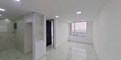 Apartamento en venta de 35M², con vista exterior, ubicado en un 26avo piso (Torre 2 Apto 2607), acceso por ascensor, parqueadero comunal. Consta de 1 habitación, 1 baño, sala comedor, cocina integral y zona de lavandería. Tiene piso cerámico en todas sus zonas. El conjunto cuenta con salón comunal, parque infantil, zonas verdes y vigilancia privada las 24 horas. Cerca a centro comercial Santafé; cerca a almacenes de cadena Éxito, Tienda D1, Tienda Ara, Olímpica, Colsubsidio; cerca a colegio Anglo Americano; cerca a paraderos del SITP; Vías de acceso por la Calle 170 y Carrera 8.
 h_property_nid_ref:  29036373120
 h_property_uuid_detail:  c8b34262-87d6-4950-93ad-7f73546f24b0
 ubicacion: Bogotá,La Granja Norte
 Inmueble ofertado por nuestro aliado HABI.