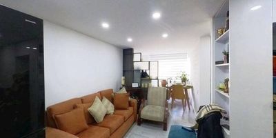 Apartamento en venta de 35m2, con vista exterior, ubicado en un 1er piso (Torre 4 Apto 108), acceso por ascensor. Consta de 1 habitación, 1 baño, sala comedor, cocina integral y zona de lavandería. Tiene piso laminado en zona social y habitación, piso cerámico en cocina y baño. El conjunto cuenta con zona infantil, salón comunal, zona BBQ, gimnasio y vigilancia privada las 24 horas. Cerca a centro comercial Santafé; cerca a almacenes de cadena Tiendas D1; cerca a colegio Anglo Americano; cerca a Universidad de San Buenaventura; cerca a paraderos de SITP; Vías de acceso por la Carrera 8 y Calle 170.
 h_property_nid_ref:  32115630965
 h_property_uuid_detail:  3fa6248c-28f8-480c-8344-e5b802dfb08a
 ubicacion: Bogotá,La Granja Norte
 Inmueble ofertado por nuestro aliado HABI.