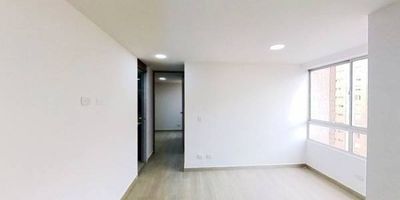 Apartamento en venta de 39M², con vista exterior, ubicado en un 17vo piso (Torre 2 Apto 1702), acceso por ascensor. Consta de 2 habitaciones, 1 baño, sala comedor, cocina integral y zona de lavandería. Tiene piso cerámico en todas sus zonas.. El conjunto cuenta con gimnasio, salón comunal, zonas verdes, parque infantil y vigilancia privada las 24 horas. Cerca a centro comercial Hayuelos; cerca a almacenes de cadena Tienda D1, Tienda Ara, Éxito, Jumbo; cerca a colegio Distrital Gabriel Betancourt Mejía Sede C; cerca a paraderos de SITP; Vías de acceso por la Avenida Ciudad de Cali y Calle 10B.
 h_property_nid_ref:  33034102118
 h_property_uuid_detail:  4b299f86-76d8-4f10-a531-35b985bb504c
 ubicacion: Bogotá,El Vergel Oriental
 Inmueble ofertado por nuestro aliado HABI.