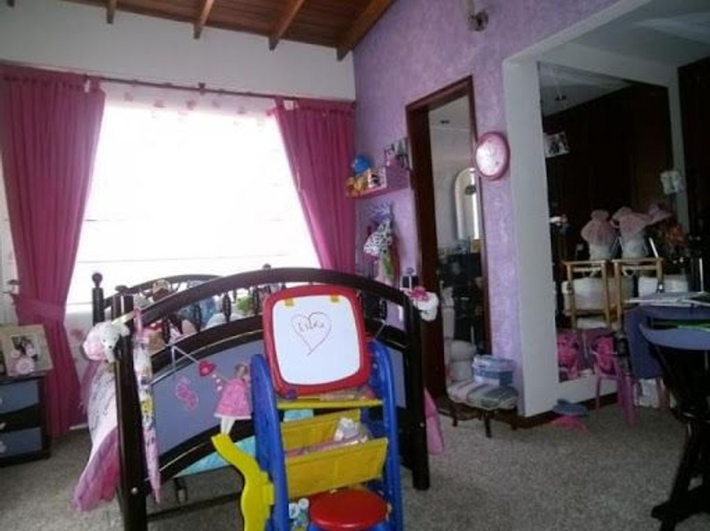 Casa de 4 alcobas en venta en Guaymaral, Bogotá, 435 m² · foto 7 de 12