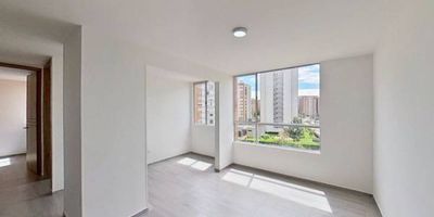 Apartamento en venta de 45m², con vista exterior, ubicado en un 5to piso (Torre 20 Apto 580), acceso por escaleras. Consta de 2 habitaciones, 1 baño, sala comedor, cocina integral y zona de lavandería. Tiene piso laminado en habitaciones y zona social y cerámico en baño y cocina. El conjunto cuenta con zonas verdes, zona de niños, zona BBQ y vigilancia privada las 24 horas. Cerca a centro comercial Multiplaza, Hayuelos y El Edén; cerca a almacenes de cadena Ara, Éxito; cerca a colegio La Felicidad y Navarra; cerca a paraderos del Transmilenio Normandía y Portal El Dorado; Vías de acceso por la Avenida Boyacá y Avenida El Dorado.
 h_property_nid_ref:  36740748843
 h_property_uuid_detail:  6910d329-7fe8-425f-9c0f-0a45ba5b191e
 ubicacion: Bogotá,Modelia
 Inmueble ofertado por nuestro aliado HABI.