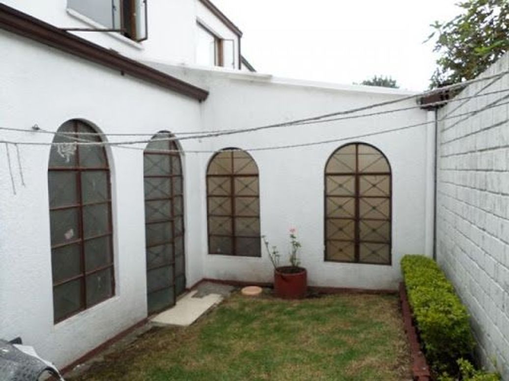 Casa de 4 alcobas en venta en Pontevedra, Bogotá, 296 m² · foto 2 de 20
