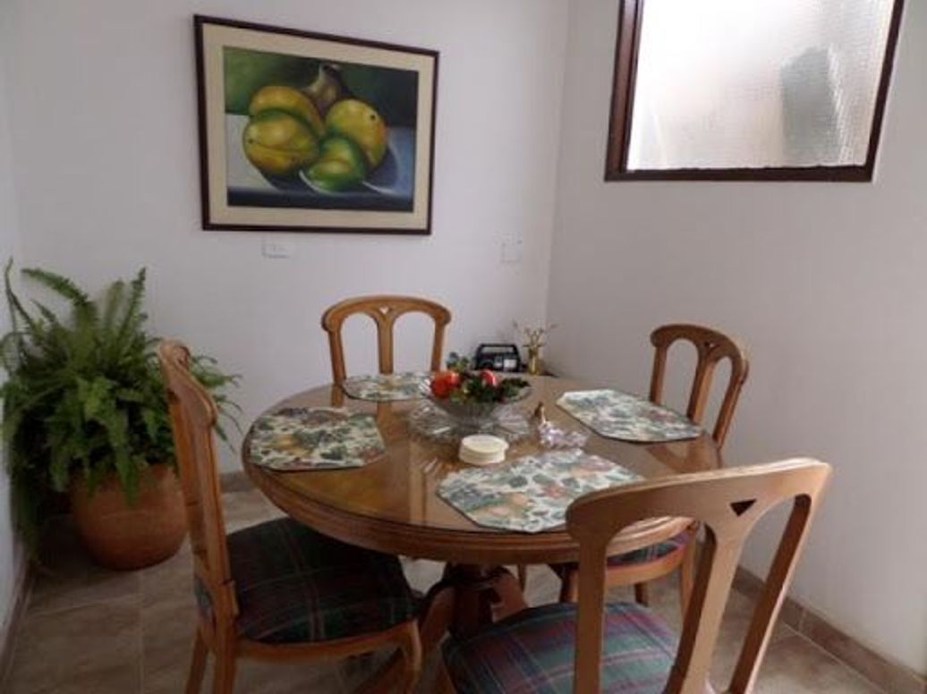 Casa de 4 alcobas en venta en Pontevedra, Bogotá, 296 m² · foto 12 de 20