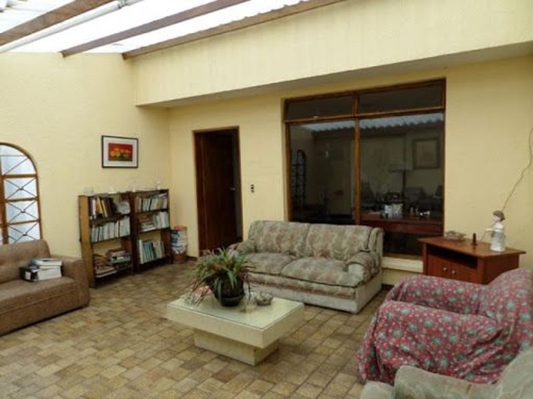 Casa de 4 alcobas en venta en Pontevedra, Bogotá, 296 m² · foto 18 de 20