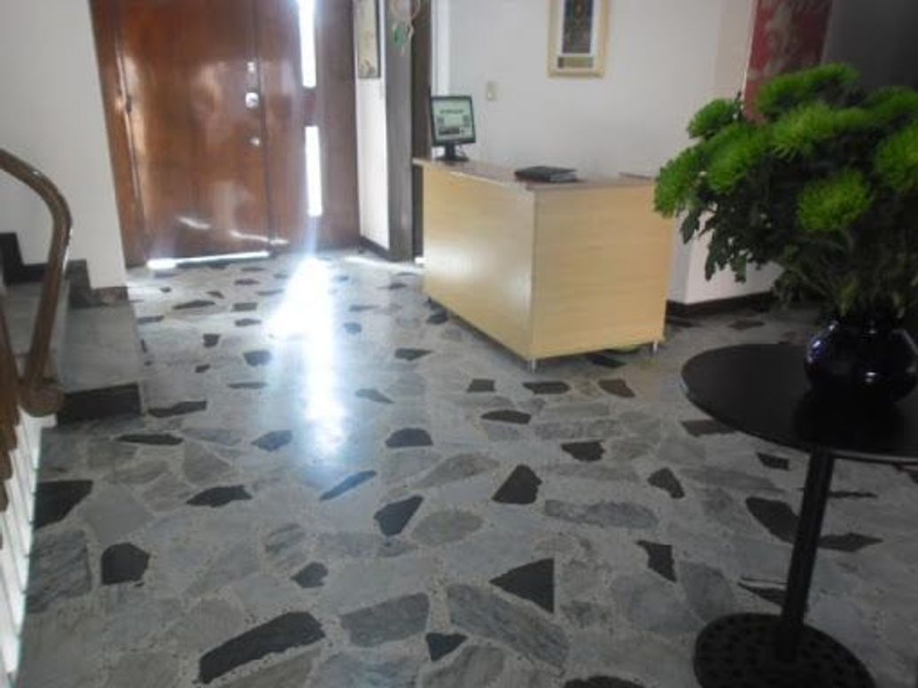 Casa de 6 alcobas en venta en Nicolas De Federman, Bogotá, 443 m² · foto 3 de 20