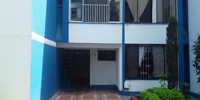 Apartamento en Arriendo Bucaramanga, C.R. Macaregua, 4 alcobas y 1 baño, Área Construida: 88 mts. Código Inmobiliaria: 36904, para mayor información y revisar toda nuestra oferta visita nuestra pagina web: estebanrios.com o comuníquese a nuestro PBX: (607) 635 2877