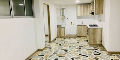 Apartamento edificio 4 piso sin ascensor cerca al estadio, excelente ubicación, cuenta con 3 habitaciones, 2 baños y parqueadero. Buenas rutas de transporte, cerca a estación del metro.