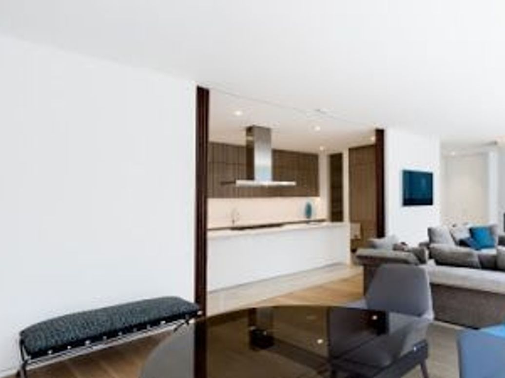 Apartamento de 4 alcobas en venta en Chico Oriental, Bogotá, 363 m² · foto 6 de 20