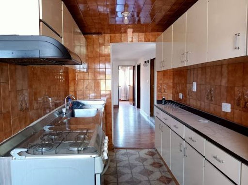 Apartamento de 6 alcobas en venta en Quinta Paredes, Bogotá, 137 m² · foto 15 de 20