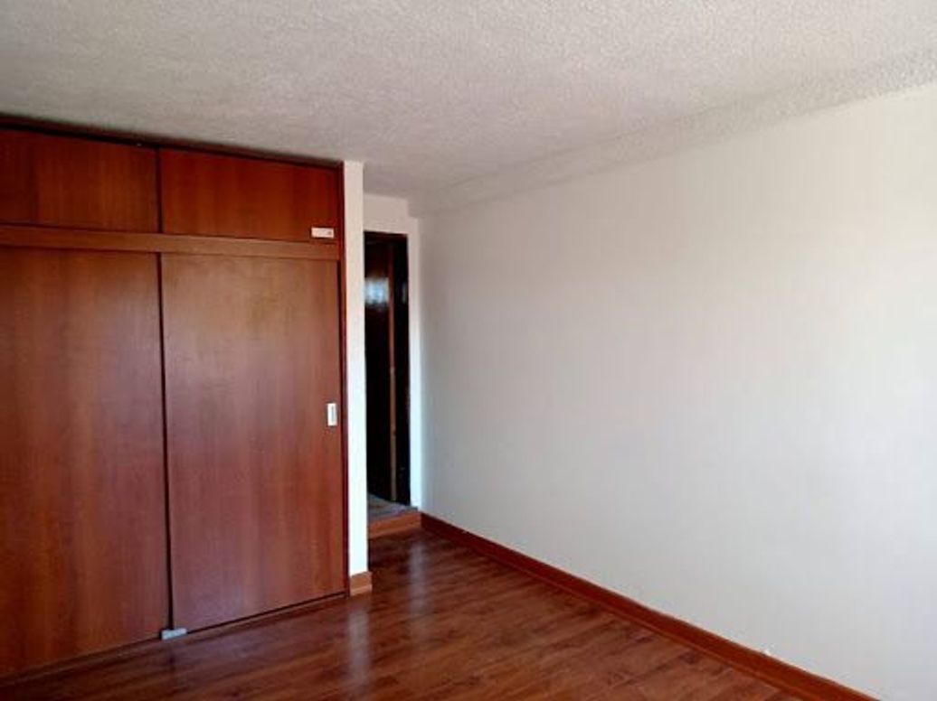Apartamento de 6 alcobas en venta en Quinta Paredes, Bogotá, 137 m² · foto 20 de 20