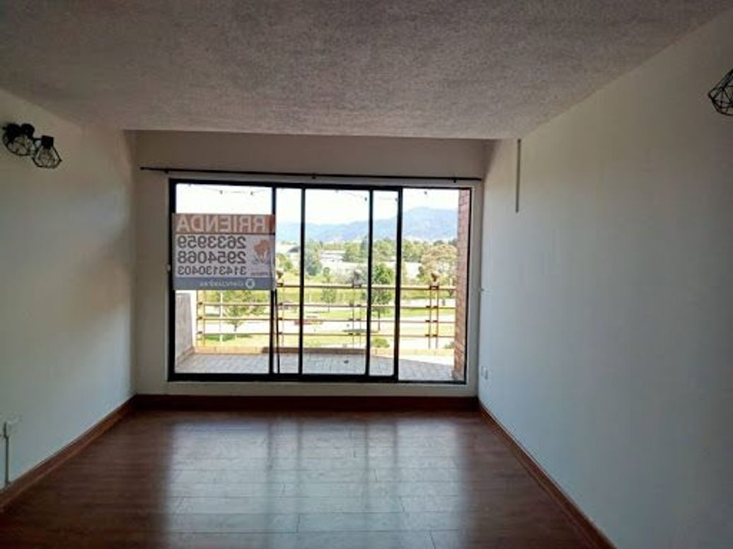 Apartamento de 6 alcobas en venta en Quinta Paredes, Bogotá, 137 m² · foto 7 de 20