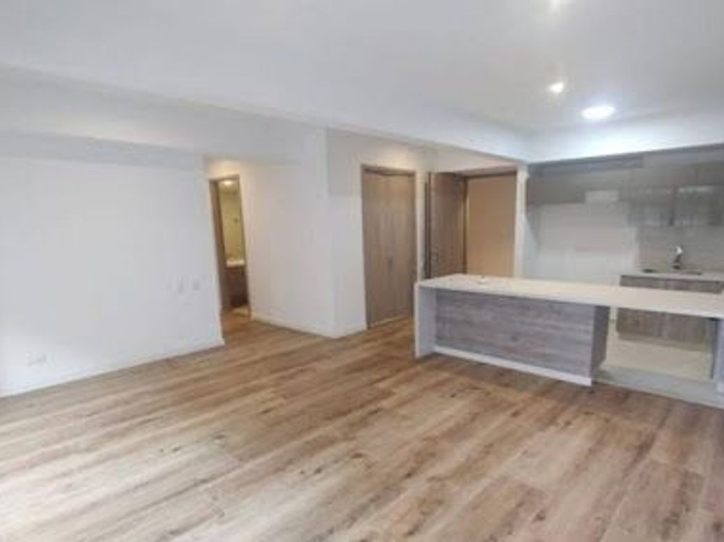 Apartamento de 3 alcobas en venta en Rincón Del Salitre, Bogotá, 75 m² · foto 3 de 20