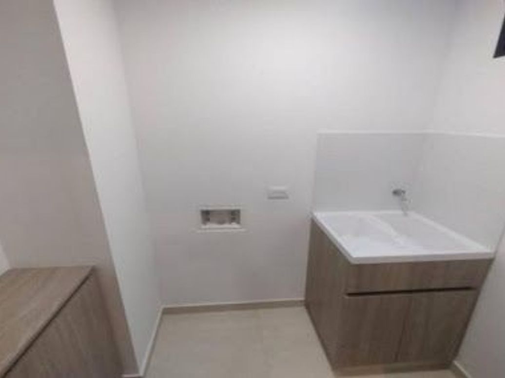 Apartamento de 3 alcobas en venta en Rincón Del Salitre, Bogotá, 75 m² · foto 9 de 20
