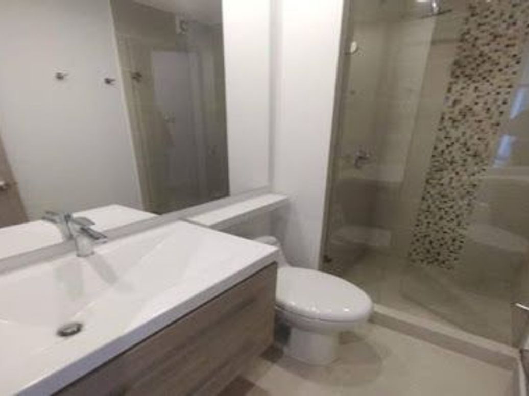Apartamento de 3 alcobas en venta en Rincón Del Salitre, Bogotá, 75 m² · foto 10 de 20