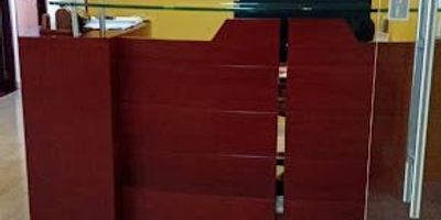 ¡Estrena oficina en el piso 21 del Centro Internacional! ¿Buscas una ubicación estratégica, espacios modernos y comodidad total para tu equipo?¡Esta es la oportunidad perfecta! Centro Internacional  Piso 21 Oficina amoblada para estrenar 440 m de área Capacidad para 60 puestos de trabajo 4 Baños  Cocina equipada 15 oficinas privadas Cableado estructurado Cuarto de rack 2 parqueadero incluido,Con una vista privilegiada y todos los servicios listos para operar, esta oficina es ideal para empresas que buscan proyección y confort en el corazón empresarial de Bogotá. ¡Contáctanos hoy mismo y agenda tu visita!