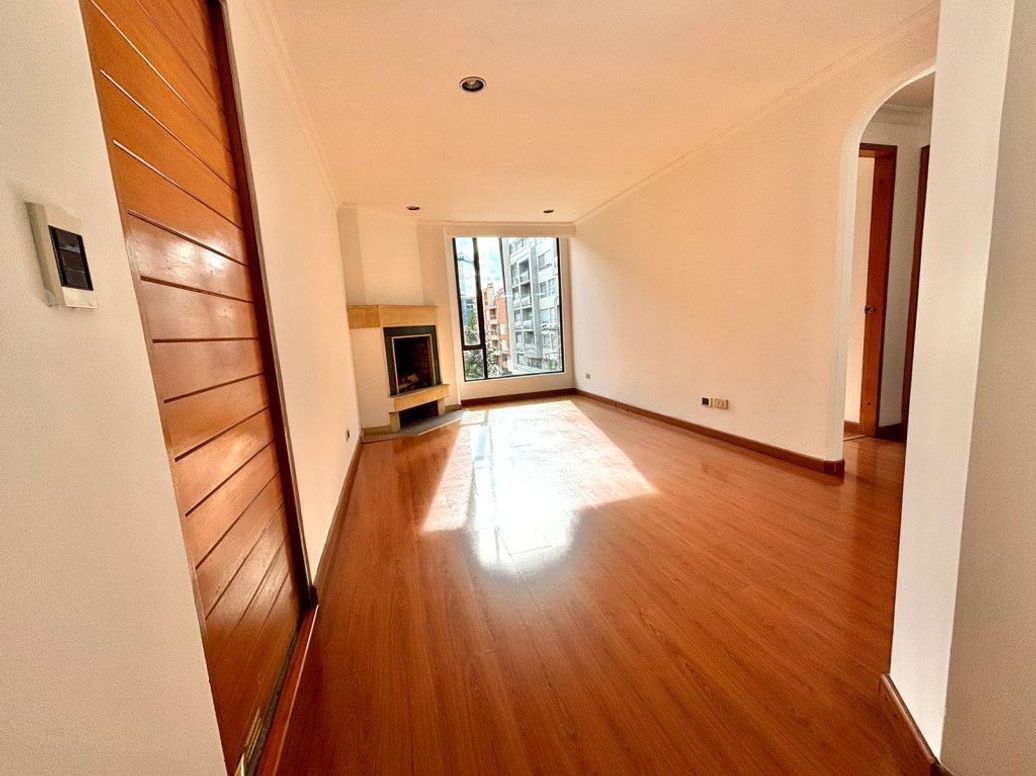 Apartamento en venta en Chico Norte Et. Iii, Bogotá · foto 2 de 20