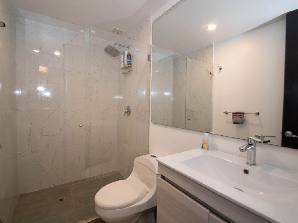 Apartamento de 3 alcobas en venta en Cedritos, Bogotá, 119 m² · foto 18 de 20