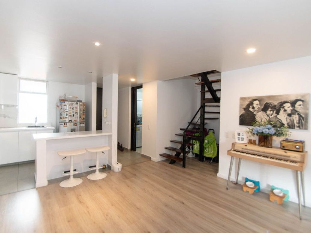 Apartamento de 3 alcobas en venta en Cedritos, Bogotá, 119 m² · foto 2 de 20