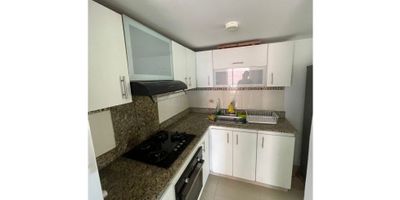 ¡Bienvenido a tu próximo hogar en Miramar!

Esta propiedad es perfecta para mayor comodidad. Además, ofrece; 3 Habitaciones,  2 baños, sala comedor,  balcon, espacio amplio, fresco, muy buena iluminación.

El edificio cuenta con piscina, salon social, parque infantil y vigilancia privada. 

No pierdas la oportunidad de ser el orgulloso propietario de esta joya inmobiliaria.

"Contáctanos hoy mismo para programar una visita y descubrir todas las maravillas que este hogar tiene para ofrecer."
