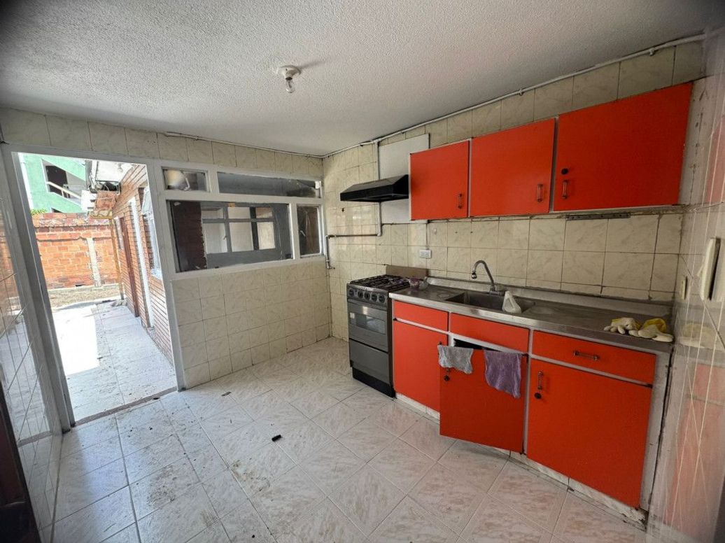 Casa de 6 alcobas en venta en Velodromo, Bogotá, 168 m² · foto 4 de 20