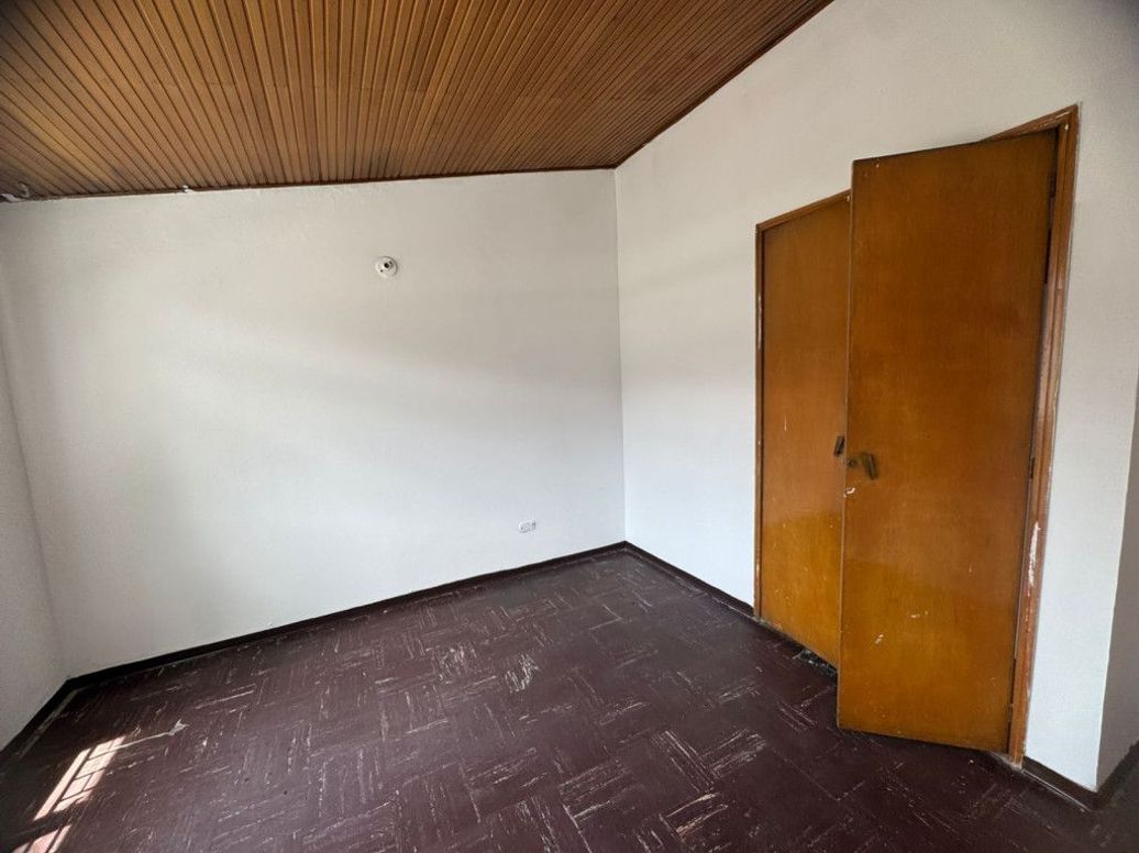 Casa de 6 alcobas en venta en Velodromo, Bogotá, 168 m² · foto 8 de 20