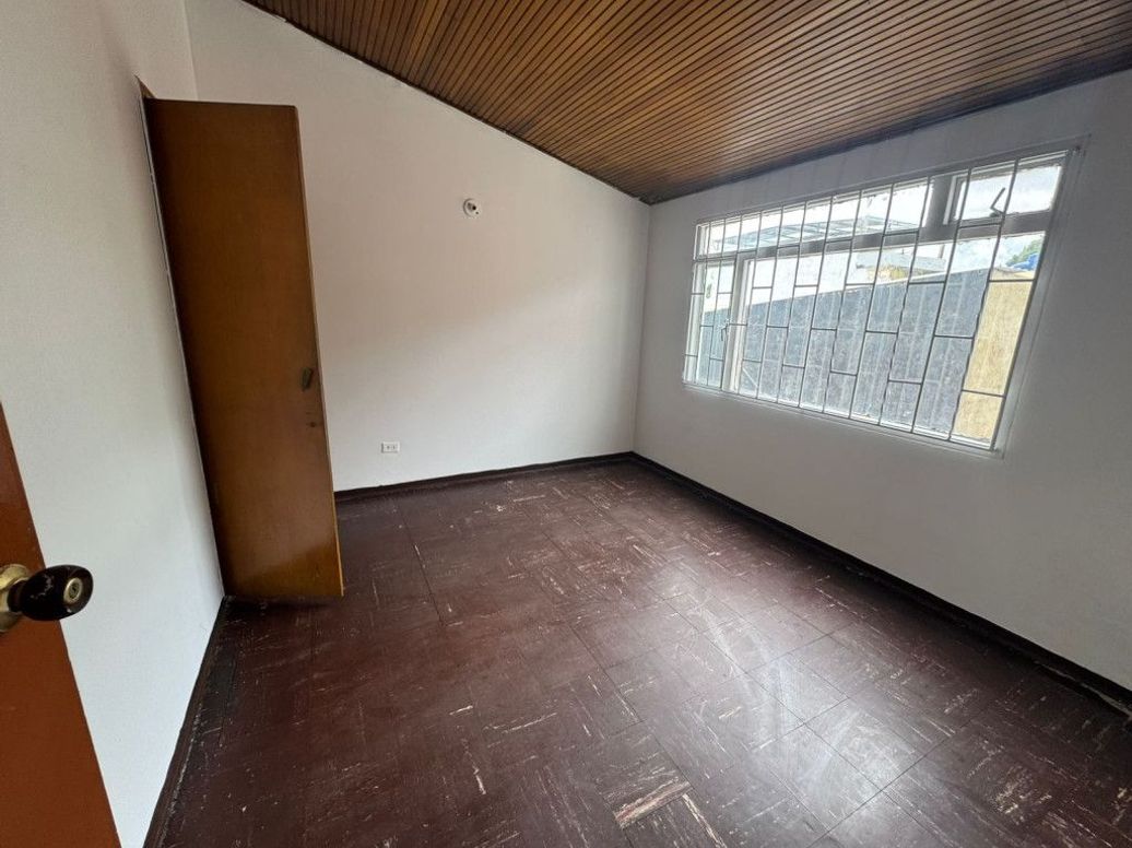 Casa de 6 alcobas en venta en Velodromo, Bogotá, 168 m² · foto 9 de 20