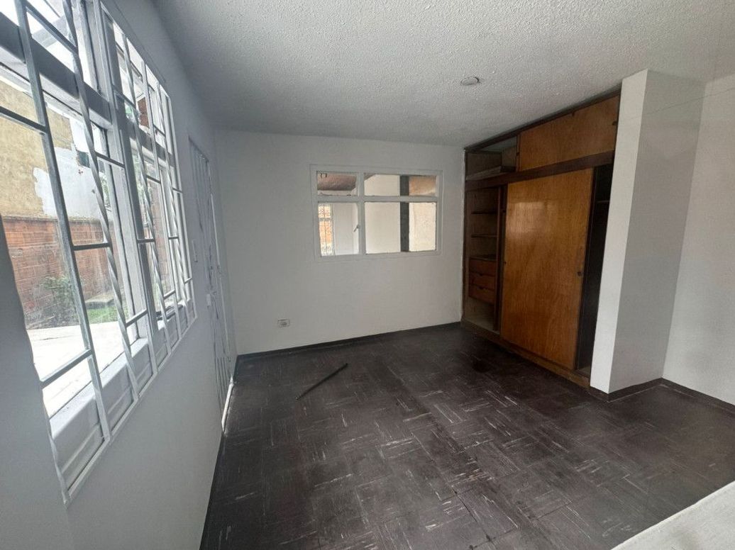 Casa de 6 alcobas en venta en Velodromo, Bogotá, 168 m² · foto 13 de 20