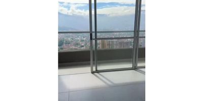 EN CALASANZ EN LA UNIDAD ORIGEN, CUENTA CON:

3 alcobas, 2 closets y alcoba principal con vestier, estudio, sala comedor, cocina integral, red de gas, zona de ropas, 2 baño, balcon, porteria 24 horas, unidad cerrada, balcon, ascensor, cuenta con parqueadero y cuarto util.

Cerca a rutas de buses, avenida 80, supermercados, restaurantes,y transporte publico.
